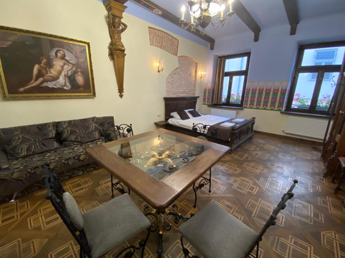 Апартаменти Королівські На Вулиці Лесі Українки 19 Lemberg Exterior foto