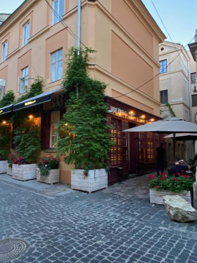 Апартаменти Королівські На Вулиці Лесі Українки 19 Lemberg Exterior foto