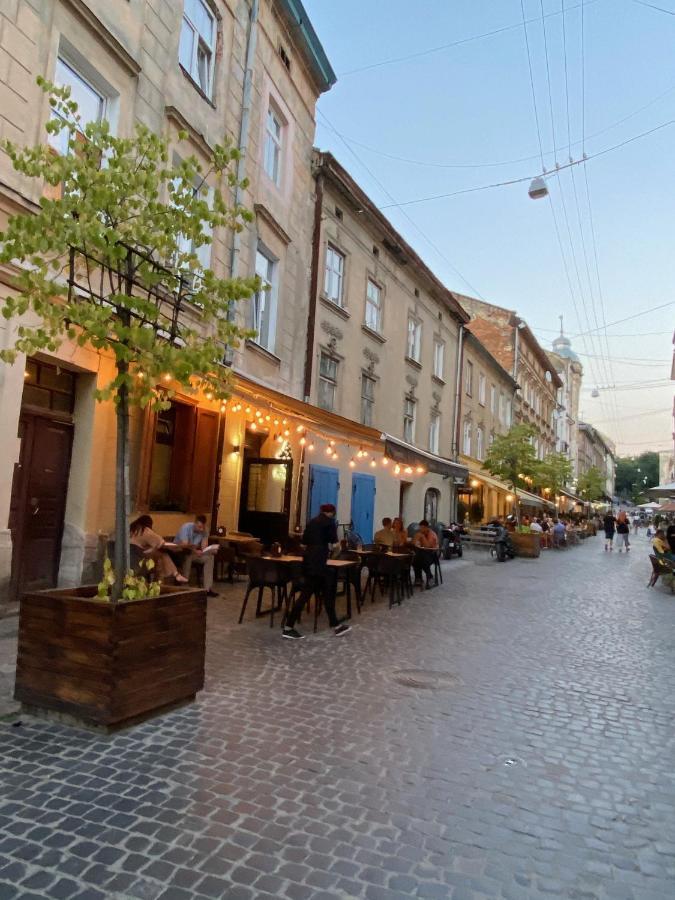 Апартаменти Королівські На Вулиці Лесі Українки 19 Lemberg Exterior foto