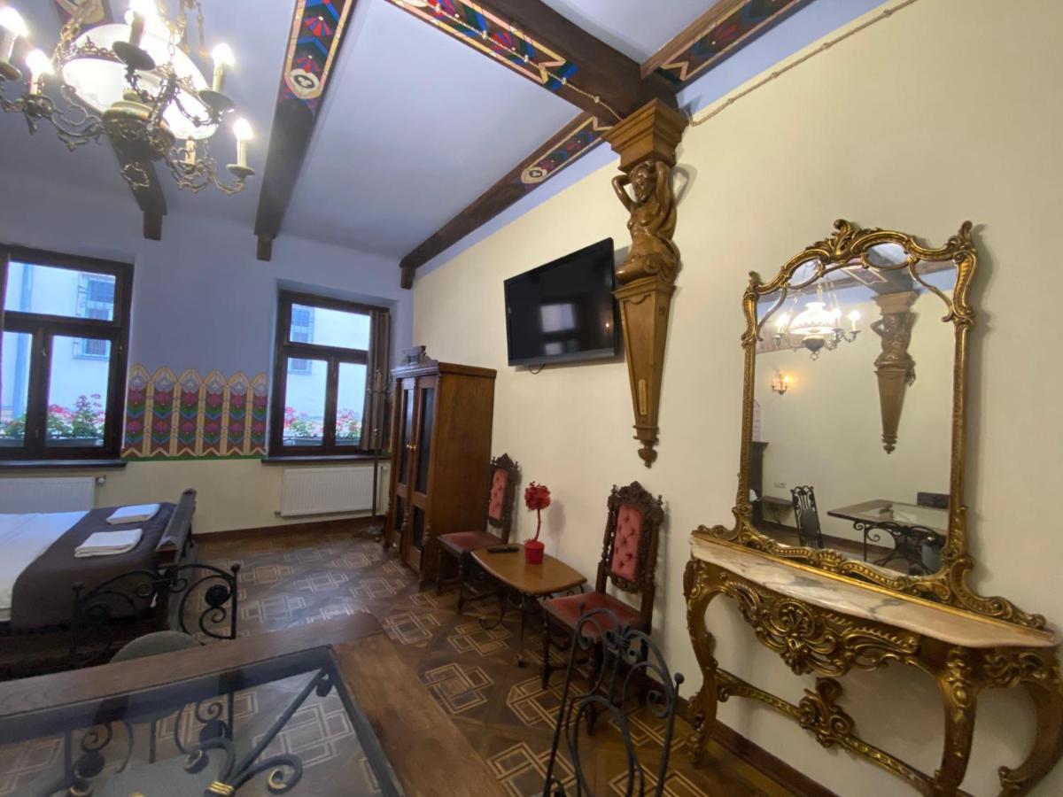 Апартаменти Королівські На Вулиці Лесі Українки 19 Lemberg Exterior foto
