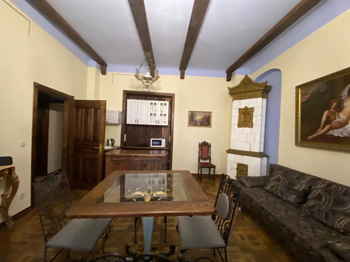 Апартаменти Королівські На Вулиці Лесі Українки 19 Lemberg Exterior foto